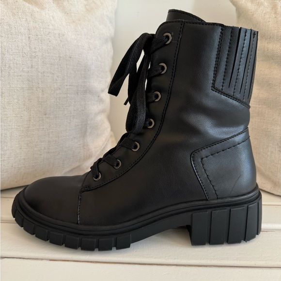 Blondo Promise Waterproof Combat Boots - Picture 4 of 9